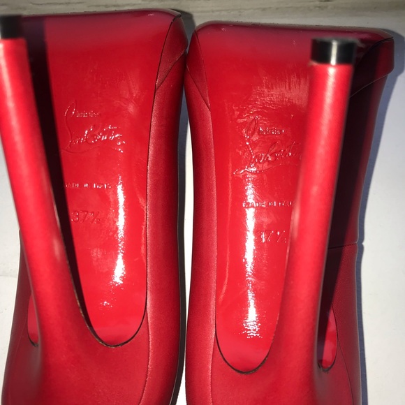 Christian Louboutin Shoes - Picture 5 of 8